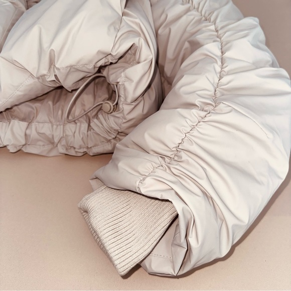 KHY X ENTIRE STUDIOS Cropped Puffer Jacket - Picture 6 of 9